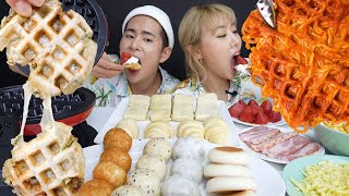 SUB) ASMR MUKBANG 미쳤다!! 이걸 와플기계에?! 핵맛있는 8종음식먹방! 치즈불닭볶음면,콘치즈,크로와플까지! Amazing food WAFFLE MAKER!