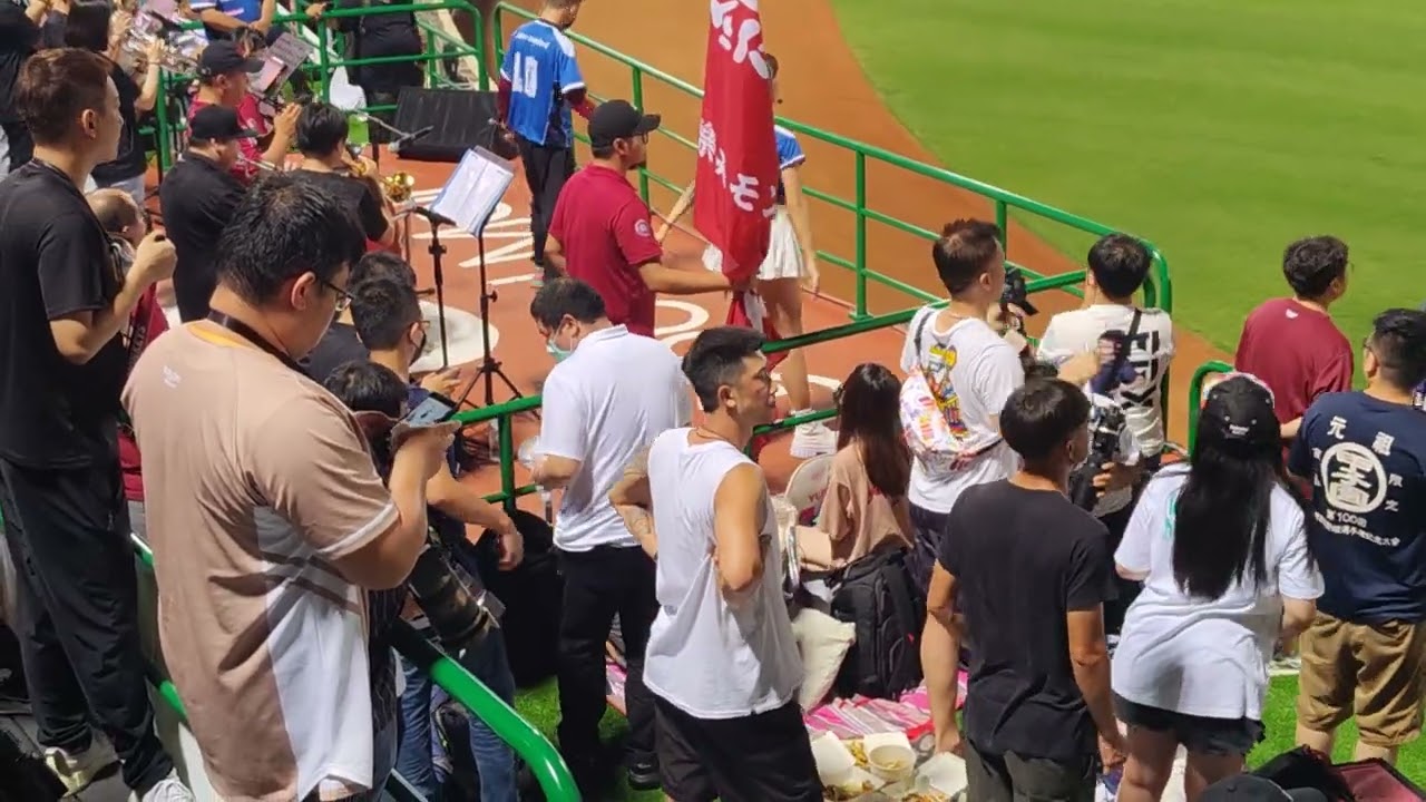 Yokoso趴成晉應援，小號大鼓傳統應援（覺得這首很適合）