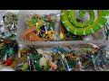 What's in the box: Small Plastic Animals! 100's of Reptiles, Fish, Dinosaurs, Bugs and more!