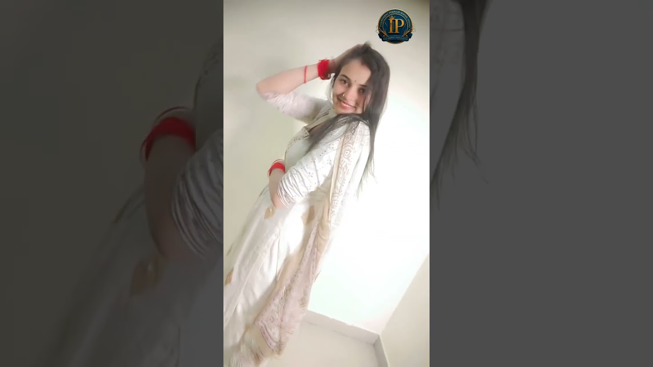 independent poonam 👑 sewing 🧵🪡 studio & fashion designer 