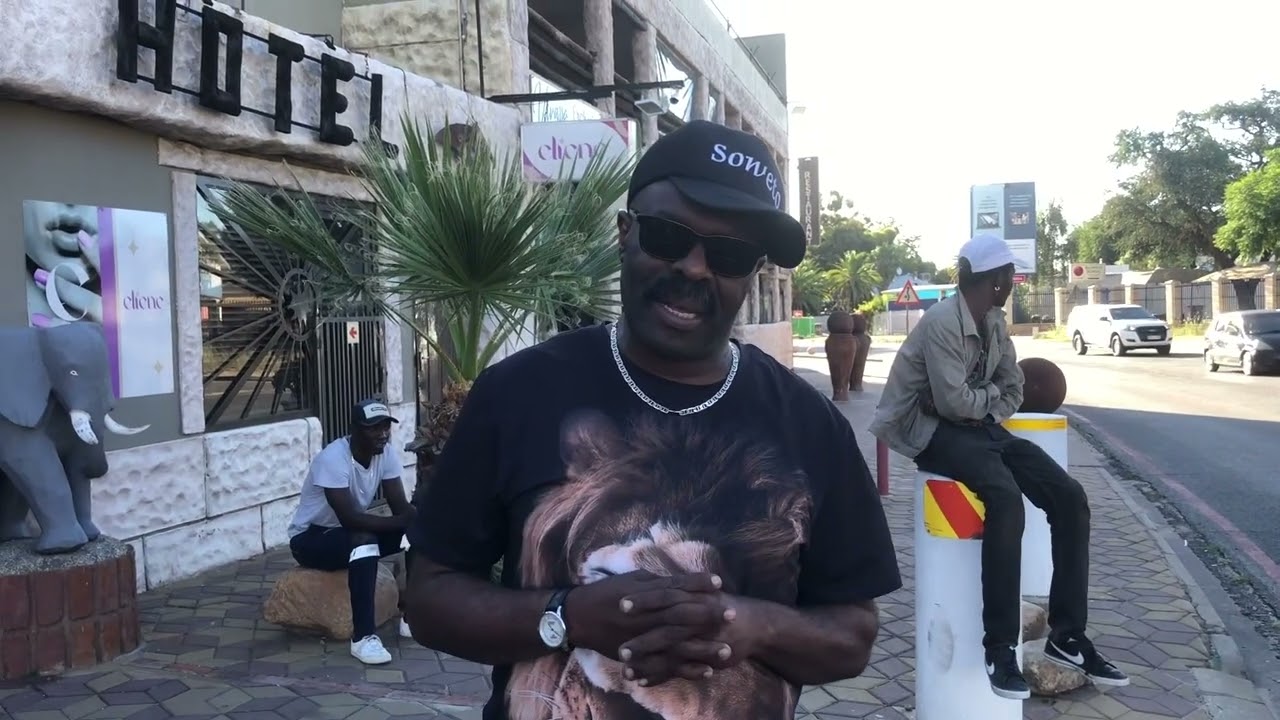 Miguel Neto em Windhoek-Namibia [Webnivel 453]