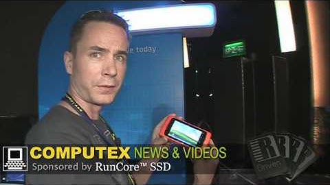 Hands-on with Compal KAX15 UMPC