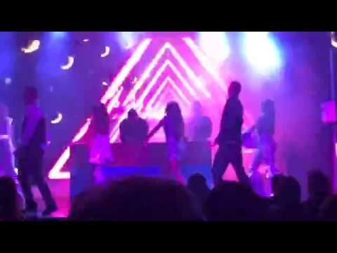 შალინა ცეკვავს შოუ ჰილტონ ეილატი(7)