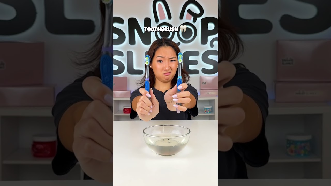 Rating RANDOM Items To Mix My Slime ⭐😬