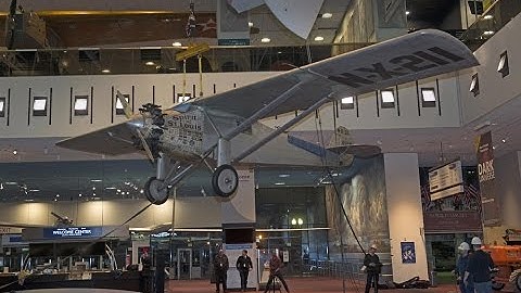 Lowering the Spirit of St. Louis