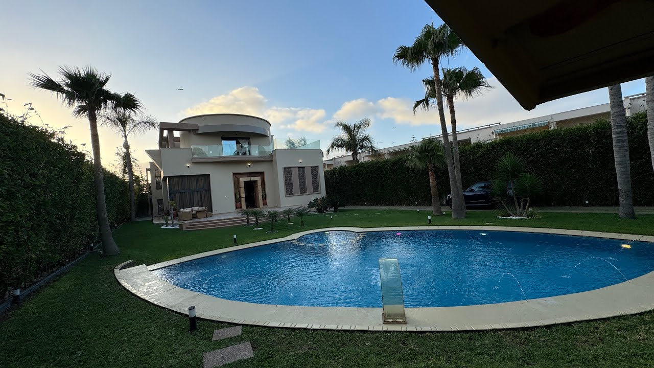 الإبهار المعماري 1620 متر تمن 750 مليون سنتيم لظروف تسديد ديون 😞 المالك 0661430514