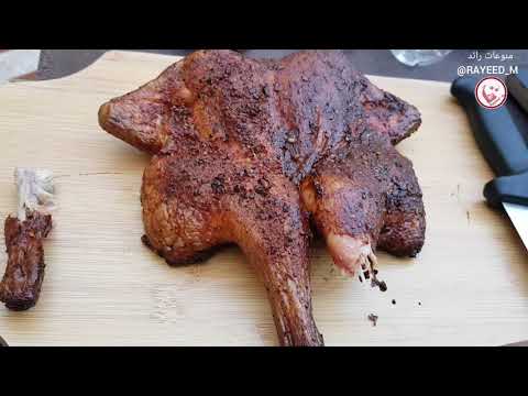 فيديو: كيفية طهي أوكروشكا بالدجاج المدخن