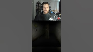 SCP-173 REFUSED to Let Me Escape... | SCP: Containment Breach v0.1 Recreation Mod #shorts