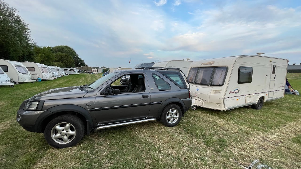 Landrover Freelander 1,TD4,hitching and towing our caravan to Glastonbury music festival Somerset