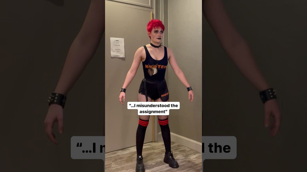 Close enough 🧍🏻🦉 #funny ft. @annmossy