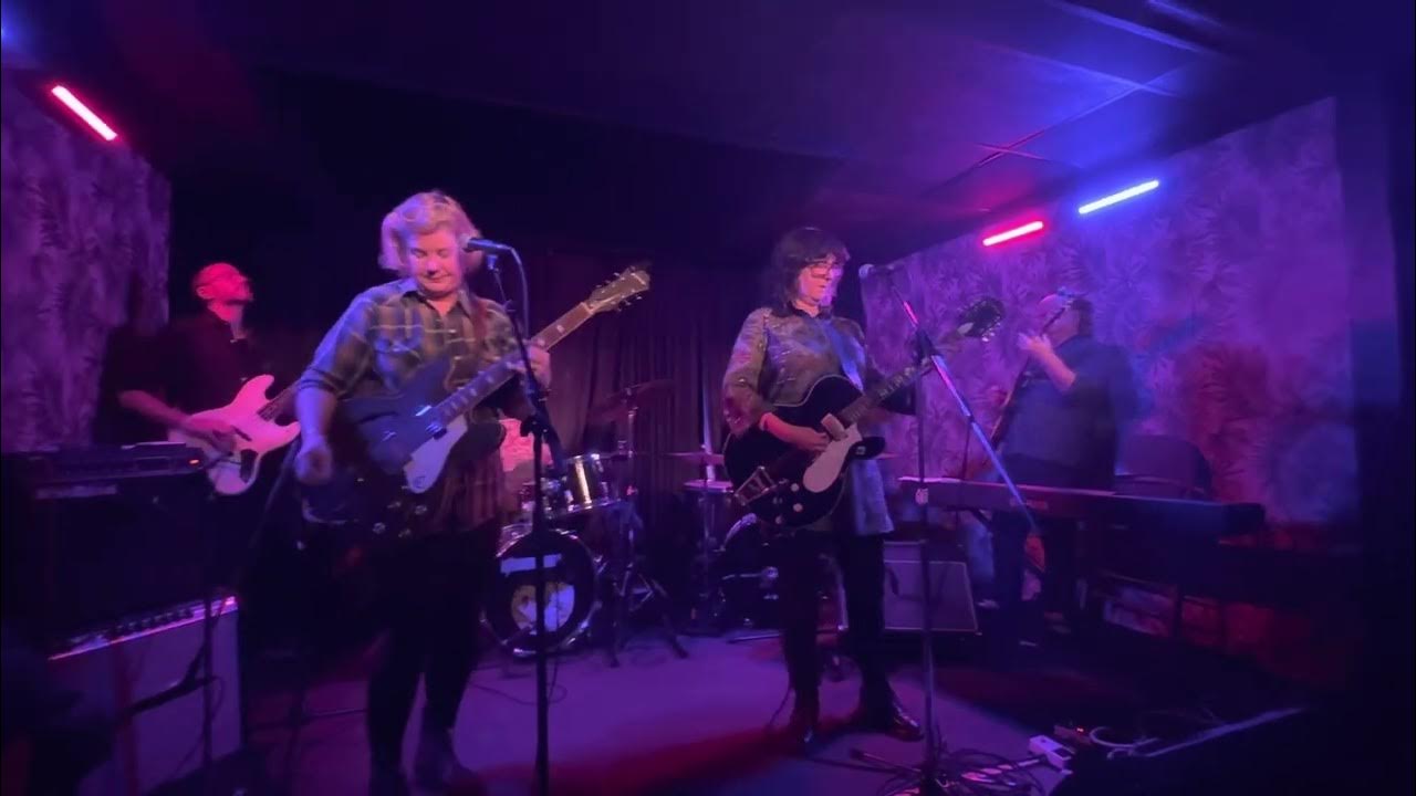 Tsunami "Be Like That" (live at the Avalon Lounge, Catskill, NY 1/28