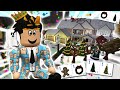 decorating my bloxburg house for CHRISTMAS EARLY... because why not