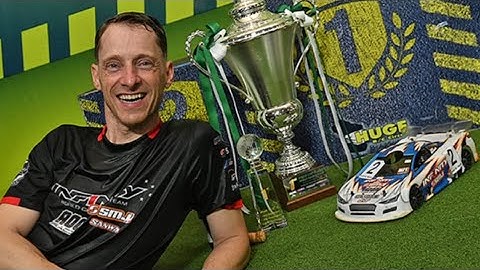 INFINITY IF15-2 IFMAR Worlds winning car shown by Jilles Groskamp