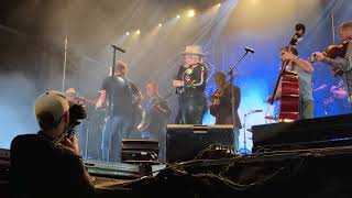 Video thumbnail of "Jackson ( by Johnny Cash) - Dierks Bentley, Elle King, The Travelin’ McCourys and Trombone Shorty"