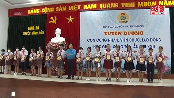 Tuyên dương học sinh là con công nhân, viên chức, lao động “học giỏi - sống tốt” lần thứ XXII