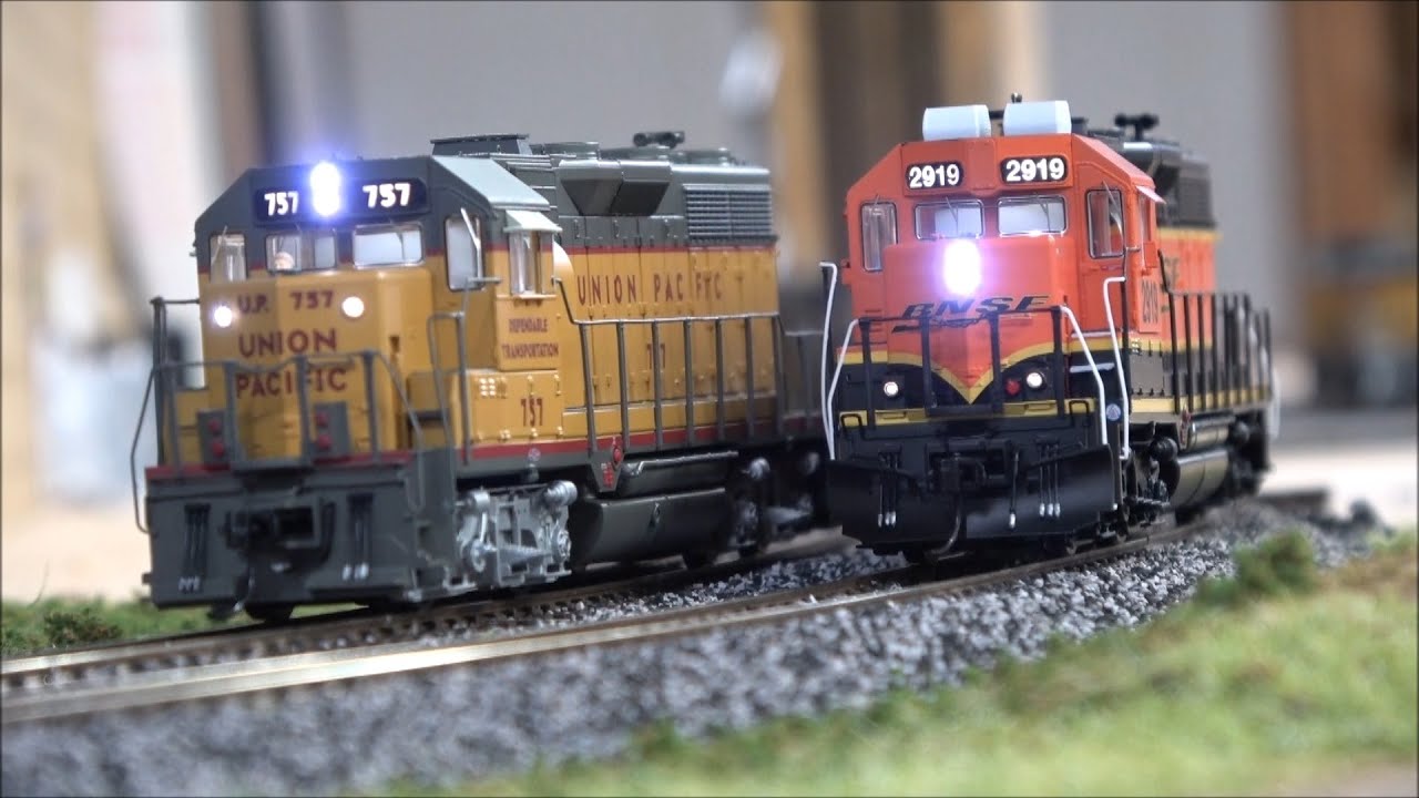 Broadway Limited GP35 Review: DCC & Paragon 4 Sound | BLI Updated Diesels BNSF & UP!