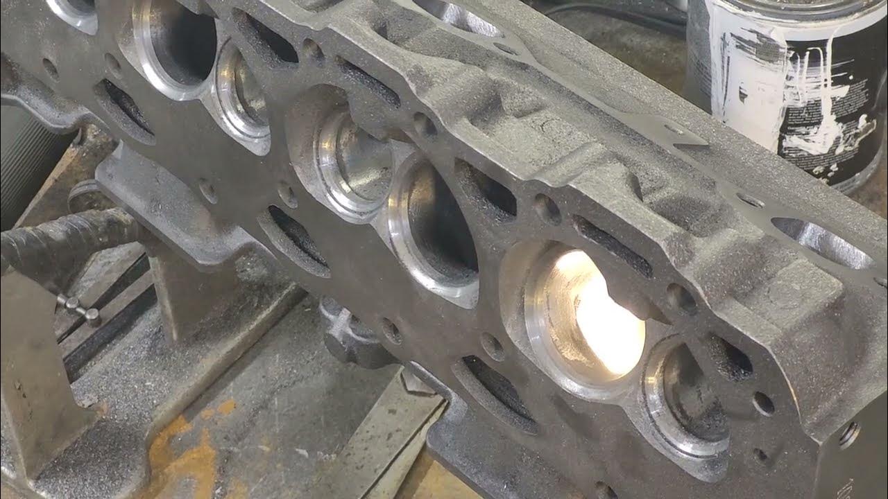Porting the EQ Vortec Lightning cylinder head short side radius. YouTube