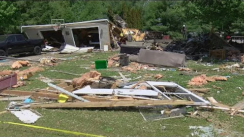 Father and daughter dead, mother and son hospitalized after home explodes in Fulton County