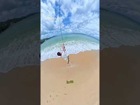 ألقى كاميرا بصنارة الصيد في البحر وما صو رته يفوق الخيال