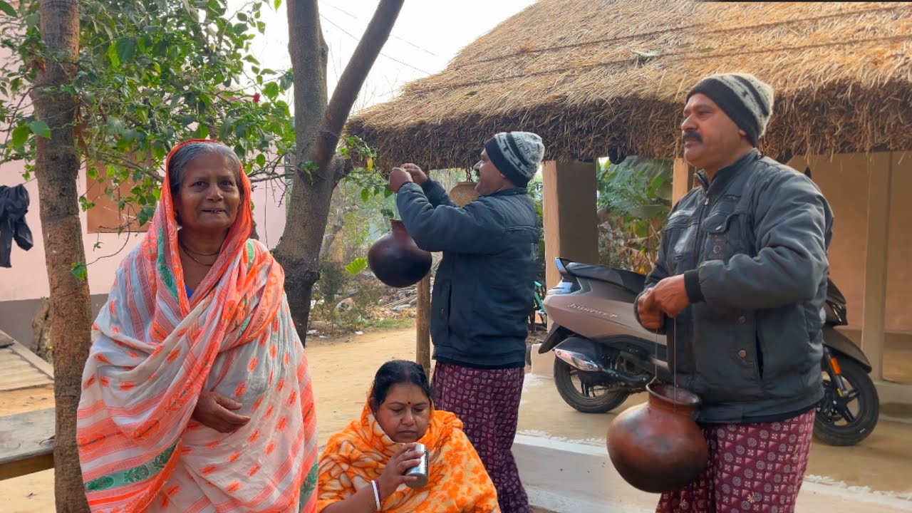 ফাস্ট টাইম আমি খেজুর গাছ থেকে রস বার করলাম আর সেই গাছ দেখে বাবা ভয় পেয়ে গেল//@TradiSwad ​