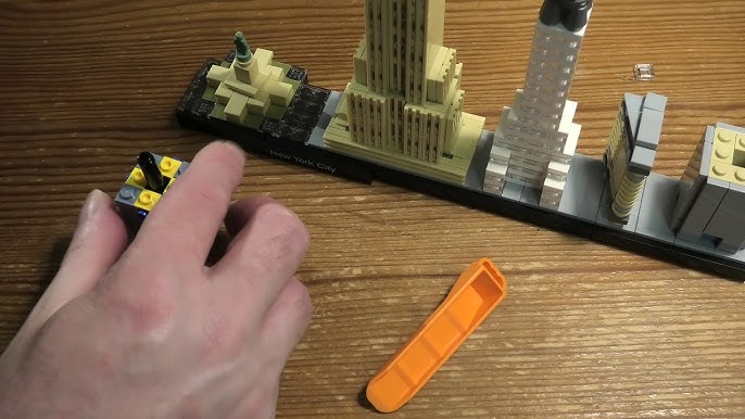 Building Lego Architecture New York City SET 21028 PART 1 4K - YouTube