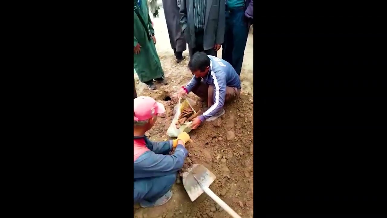 أشغال تبليط تكشف عن عظام بشرية بمحيط مرحاض عمومي بإيمنتانوت