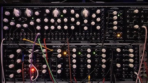 124bpm melodic techno with RF modular system