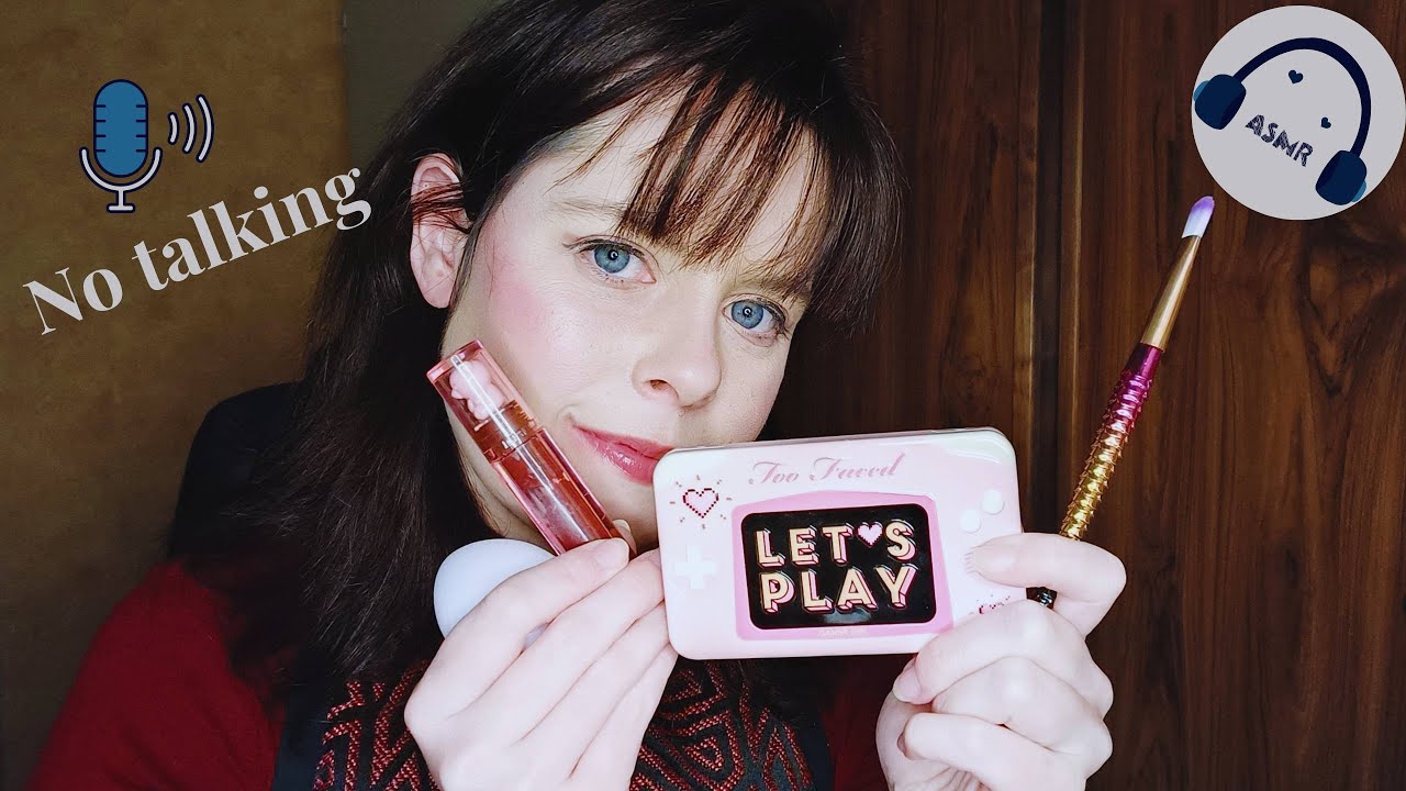 ASMR | Doing your makeup 💄🖌️personnal attention and no talking - YouTube