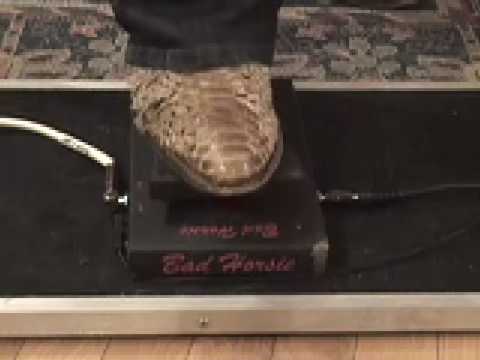 Morley BAD HORSIE wah wah guitar effects pedal dem...