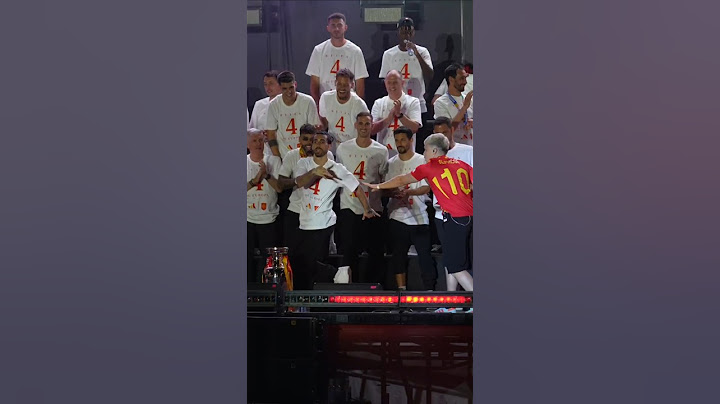Recordando el baile mas viral de Cucurella en la celebración de la Eurocopa de la selección Española
