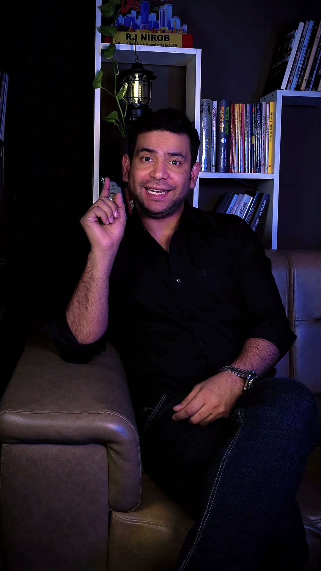 বৌয়ের স্বৈরশাসনের পতন চাই ;) #rjnirob