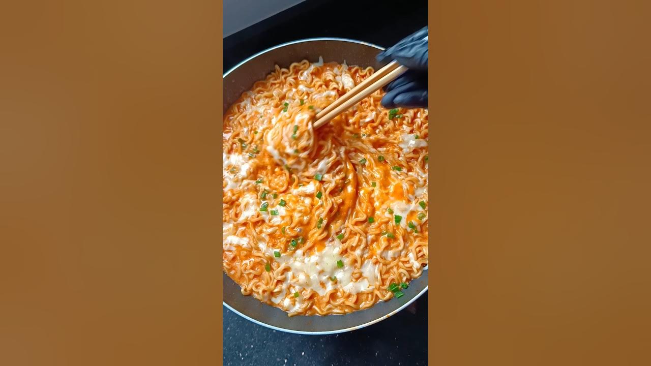 Cheesy Creamy Noodles Cheesy Creamy Noodles