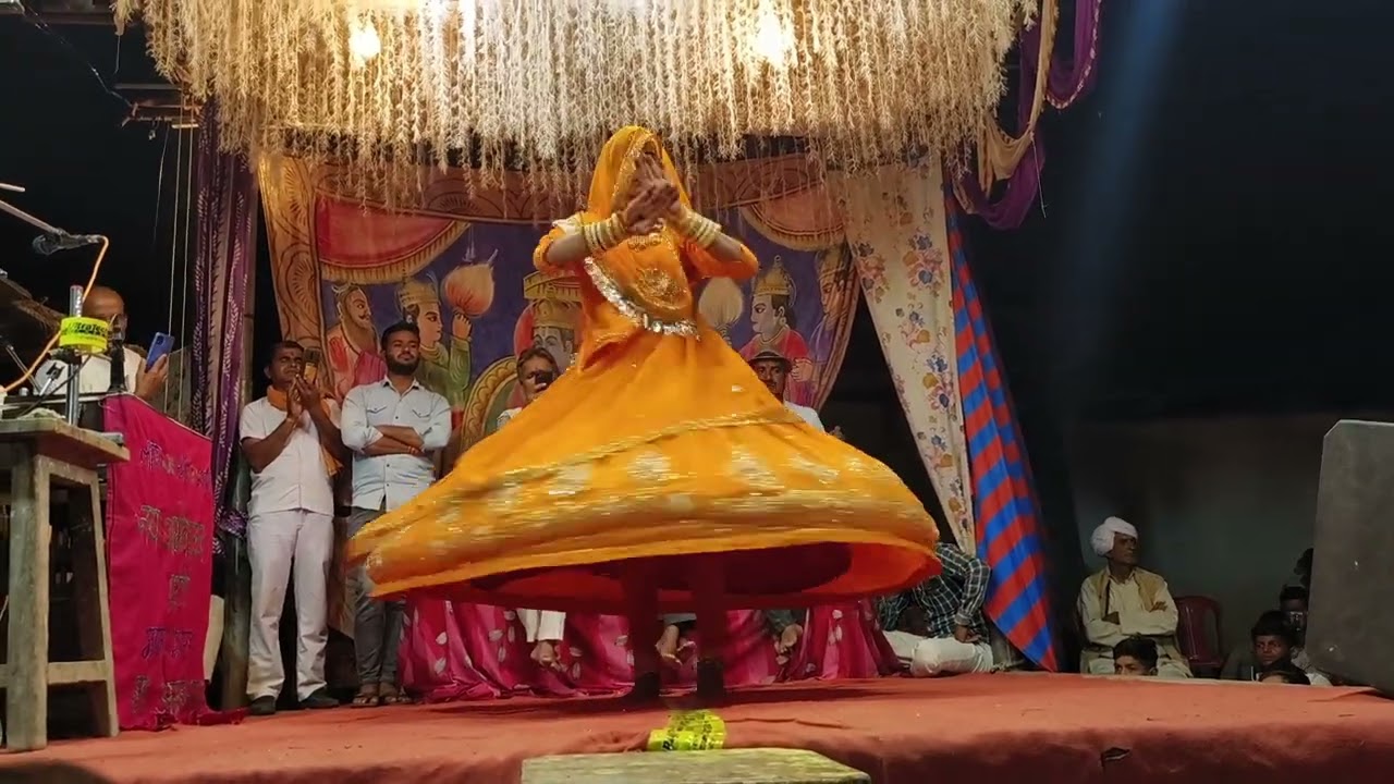 पिया आओ तो सही,  टांडा उमरोद ज़िला शाजापुर MP में वीरू डांसर का राजस्थानी नृत्य।