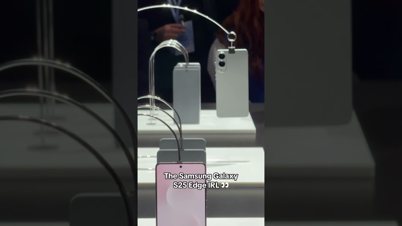 Sneak Peek at Samsung's Galaxy S25 Edge