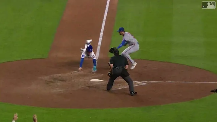 Pete Crow-Armstrong Scores From Second on a Wild Pitch