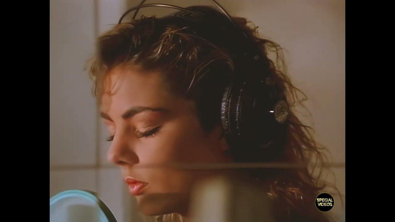 Рианна 2007. Extended клип. J" && ( исполнитель | группа | музыка | music | band | artist ) && (фото | photo). Популярные клипы 2021 зарубежные. Summer 2015 l.