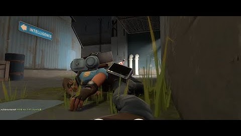 TF2 : Sniper Accidently Performs Scatter Jump