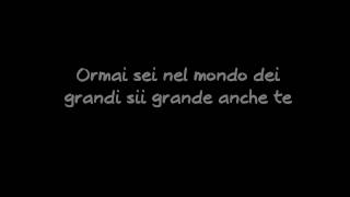 Video thumbnail of "Emis Killa - Il Mondo Dei Grandi feat. Marracash - Testo"