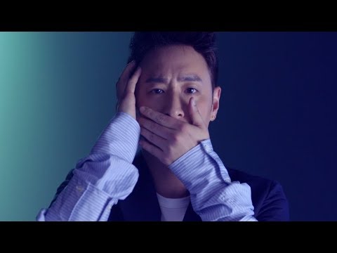 潘瑋柏 Will Pan  - Moonlight (feat. TIA RAY 袁婭維) (English Ver.)【華納 Official MV】