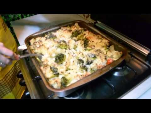 Видео рецепт Запеканка из цветной капусты, брокколи и куриной грудки