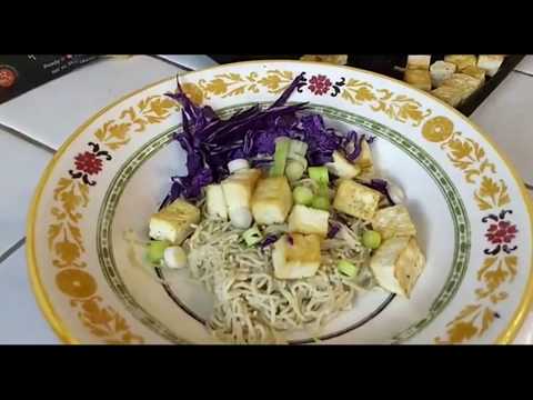 thai-green-curry-ramen-bowl-with-tofu,-gluten-free!