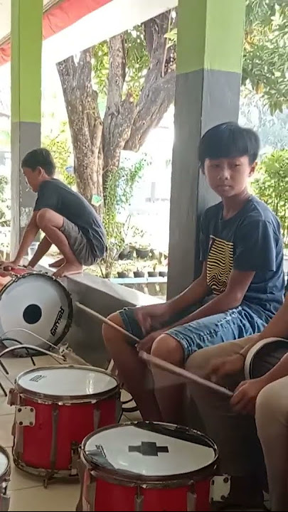 Drumband ' Perahu Layar'