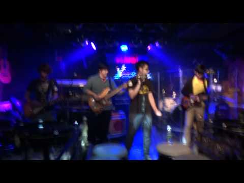 Pendular - 快活 (Live @ The Live House)