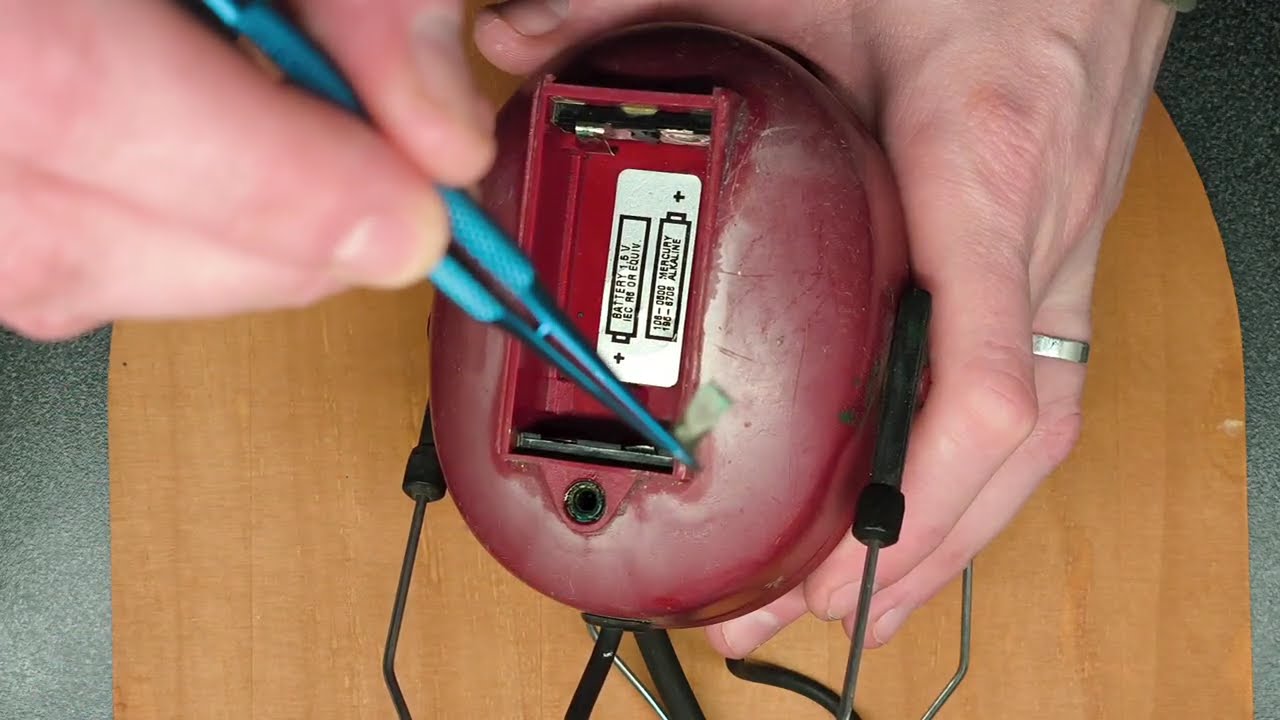 Fix Dead Headphones in 1 Minute 