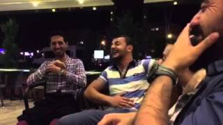 Hunharca Gülen adam 2