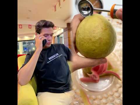 لما تاخد صحبك القموصة يفاصل عمارة