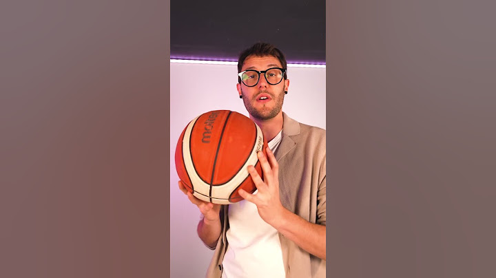 Come far girare un pallone sulle dita 🏀 #jacknobile #tutorial #magic