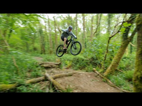 REVIEWING the ALL NEW Cube Reaction TM 2020!!! (INSANE Â£1000 Hardtail)