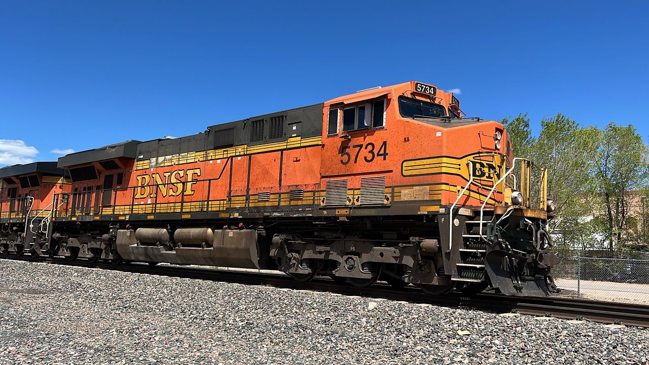 RARE BNSF AC4400EV Leads V-DENROB4-06A!