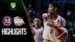 Pelita Jaya Bakrie Jakarta versus Satria Muda Pertamina | Dag 8 van de Tokopedia IBL 2023 | Serie...